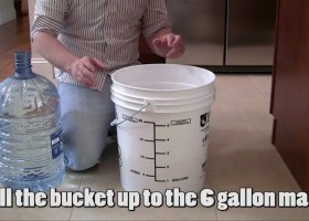 How to Make Wine – 3 – Topping off Fermenter